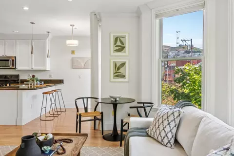 Other - 3953 24th St #3, San Francisco, CA 94114 photo 3 of 8