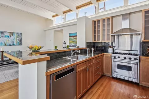Kitchen - 72 Lynch St, San Francisco, CA 94109 photo 5 of 9