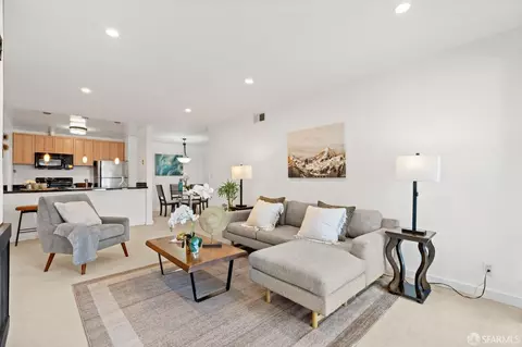 688 Mariners Island Blvd #207, San Mateo, CA 94404