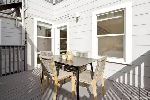 Exterior - 973 14th St, San Francisco, CA 94114 photo 4 of 7