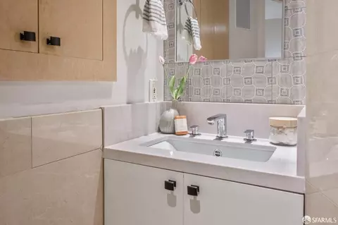 Bath - 1632 N Point St, San Francisco, CA 94123 photo 7 of 8