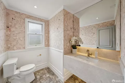 Bath - 100 Stonecrest Dr, San Francisco, CA 94132 photo 1 of 7