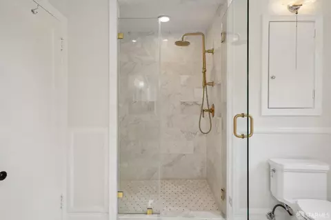 Bath - 100 Stonecrest Dr, San Francisco, CA 94132 photo 4 of 7