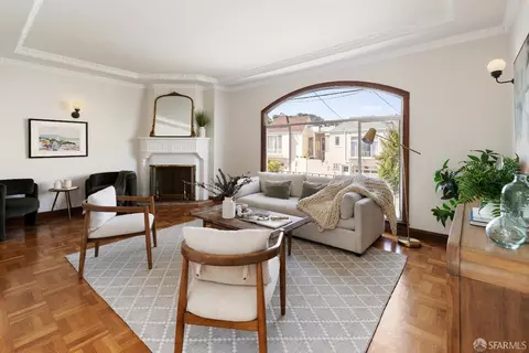515 Goettingen St, San Francisco, CA 94134