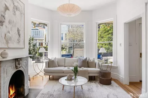 Living - 115 Hoffman Ave, San Francisco, CA 94114 photo 2 of 5