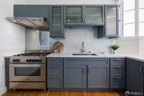Kitchen - 115 Hoffman Ave, San Francisco, CA 94114 photo 2 of 3