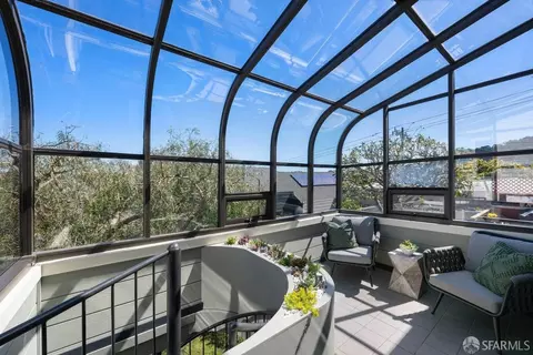 Exterior - 115 Hoffman Ave, San Francisco, CA 94114 photo 3 of 13