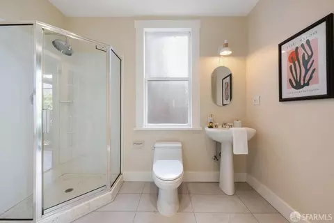 Bath - 115 Hoffman Ave, San Francisco, CA 94114 photo 3 of 3