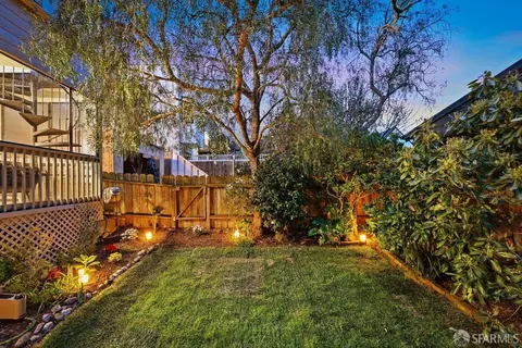 Exterior - 115 Hoffman Ave, San Francisco, CA 94114 photo 12 of 13