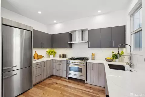 Kitchen - 494 20th Ave, San Francisco, CA 94121 photo 4 of 5