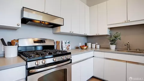 Kitchen - 860 N Point St, San Francisco, CA 94109 photo 7 of 7