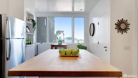 Kitchen - 860 N Point St, San Francisco, CA 94109 photo 5 of 7