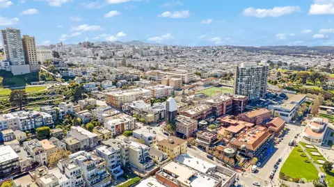 View/Area - 860 N Point St, San Francisco, CA 94109 photo 6 of 18