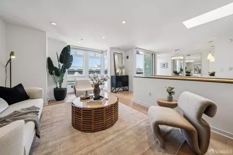 3208 Pierce St #405, San Francisco, CA 94123