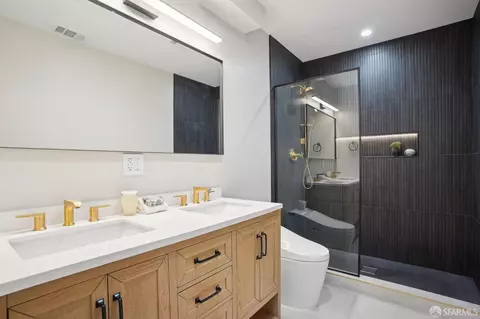 Bath - 3525 Cabrillo St, San Francisco, CA 94121 photo 5 of 6