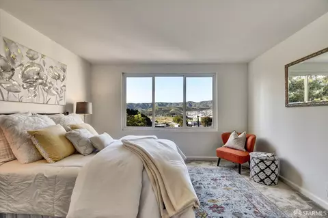 5 Lois Ln, San Francisco, CA 94134