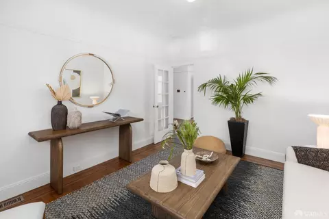 1431 Quesada Ave, San Francisco, CA 94124 photo 3