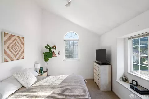 Bedroom - 7862 Tanias Ct, Aptos, CA 95003 photo 4 of 5