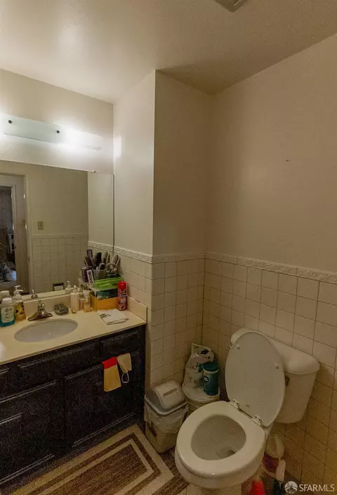 Bath - 1660 16th Ave, San Francisco, CA 94122 photo 1 of 5