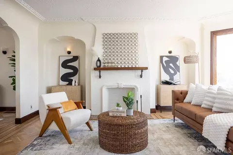 Living - 634 30th Ave, San Francisco, CA 94121 photo 1 of 2