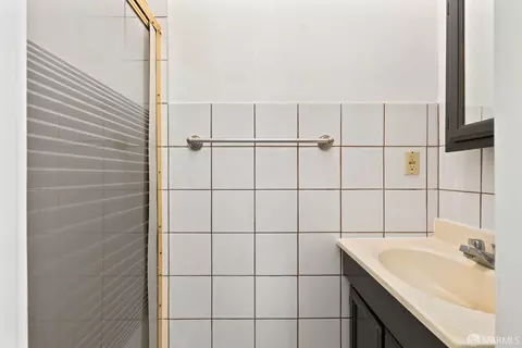 67 Blake St, San Francisco, CA 94118 photo 9
