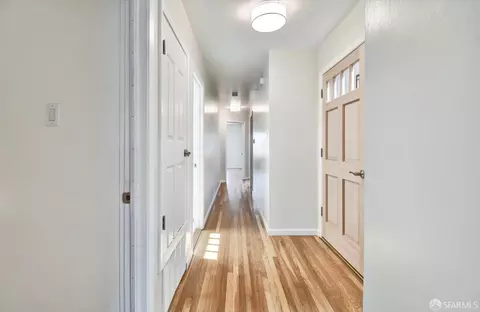Entry Way - 2376 46th Ave, San Francisco, CA 94116 photo 2 of 3