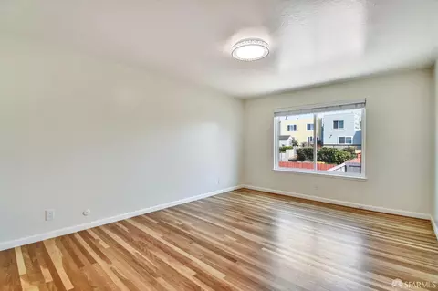 Living - 2376 46th Ave, San Francisco, CA 94116 photo 6 of 6