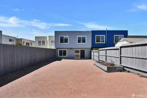 Exterior - 2376 46th Ave, San Francisco, CA 94116 photo 2 of 5