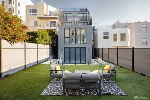 1336 Chestnut St, San Francisco, CA 94109