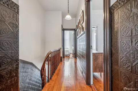 Entry Way - 908 Capp St, San Francisco, CA 94110 photo 4 of 5