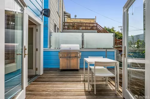 Exterior - 908 Capp St, San Francisco, CA 94110 photo 4 of 14