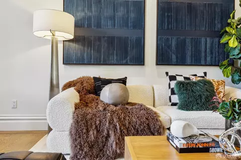 Living - 706 Broderick St, San Francisco, CA 94117 photo 5 of 8