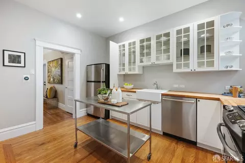 Kitchen - 254 12th Ave, San Francisco, CA 94118 photo 2 of 4