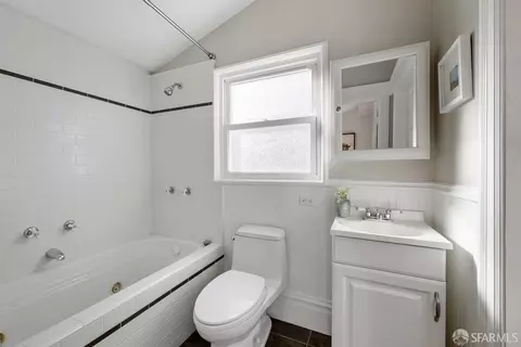 Bath - 254 12th Ave, San Francisco, CA 94118 photo 1 of 5