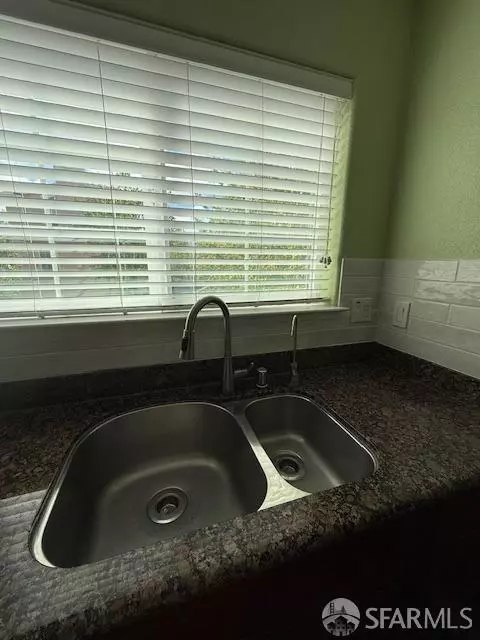 Kitchen - 712 Oneil Cmn, Hayward, CA 94544 photo 6 of 6