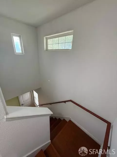 Entry Way - 712 Oneil Cmn, Hayward, CA 94544 photo 2 of 4