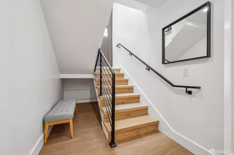 Entry Way - 2422 34th Ave, San Francisco, CA 94116 photo 6 of 8
