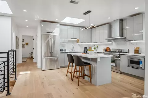 Kitchen - 2422 34th Ave, San Francisco, CA 94116 photo 3 of 14