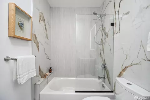 Bath - 2422 34th Ave, San Francisco, CA 94116 photo 10 of 12