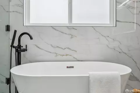 Bath - 2422 34th Ave, San Francisco, CA 94116 photo 5 of 12