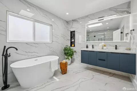 Bath - 2422 34th Ave, San Francisco, CA 94116 photo 1 of 12