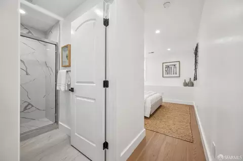 Entry Way - 2422 34th Ave, San Francisco, CA 94116 photo 8 of 8