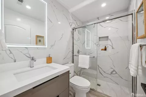 Bath - 2422 34th Ave, San Francisco, CA 94116 photo 12 of 12