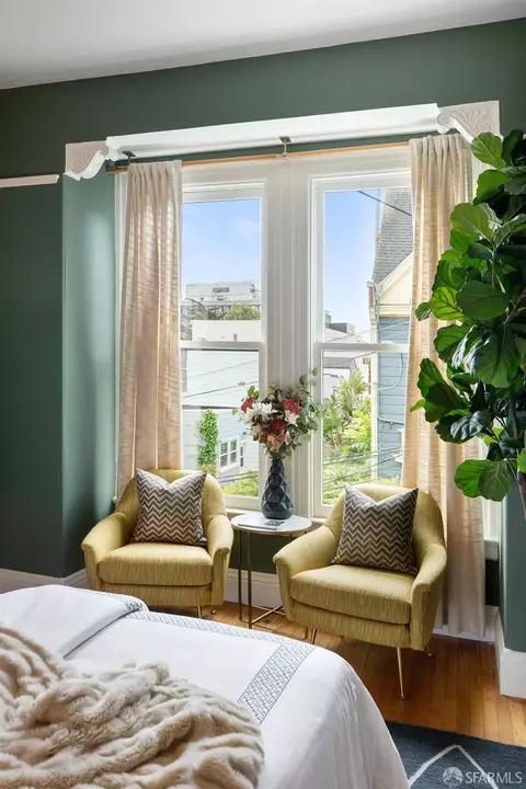 Bedroom - 30 Lloyd St, San Francisco, CA 94117 photo 7 of 8