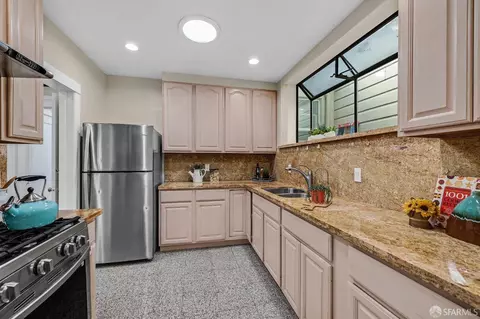 122 Ney St, San Francisco, CA 94112 photo 12