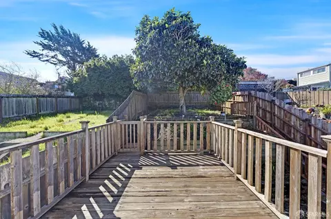 122 Ney St, San Francisco, CA 94112 photo 41