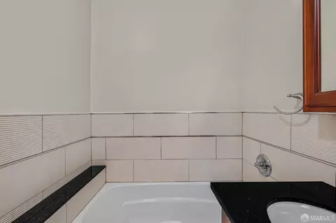 122 Ney St, San Francisco, CA 94112 photo 22