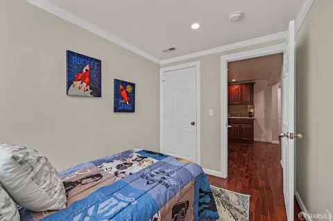 122 Ney St, San Francisco, CA 94112 photo 29