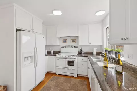 210 Filbert St, Half Moon Bay, CA 94019 photo 13