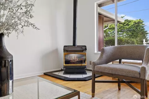 210 Filbert St, Half Moon Bay, CA 94019 photo 4